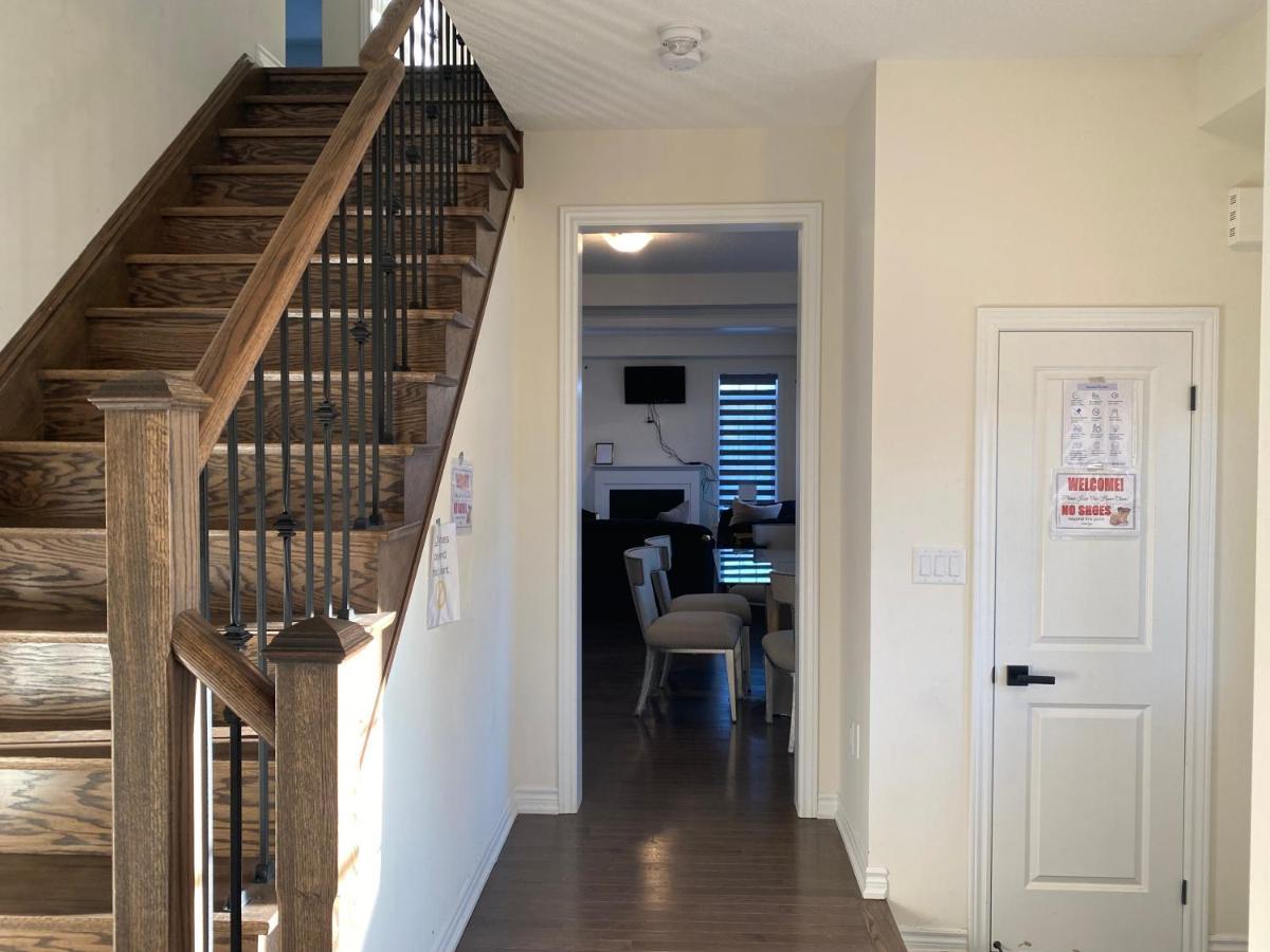 537 Veterans Dr Brampton On L7A 0C4 빌라 외부 사진