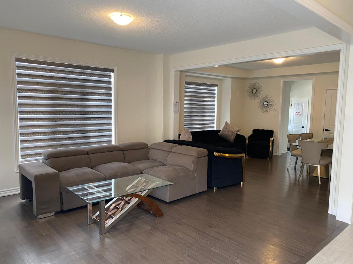 537 Veterans Dr Brampton On L7A 0C4 빌라 외부 사진